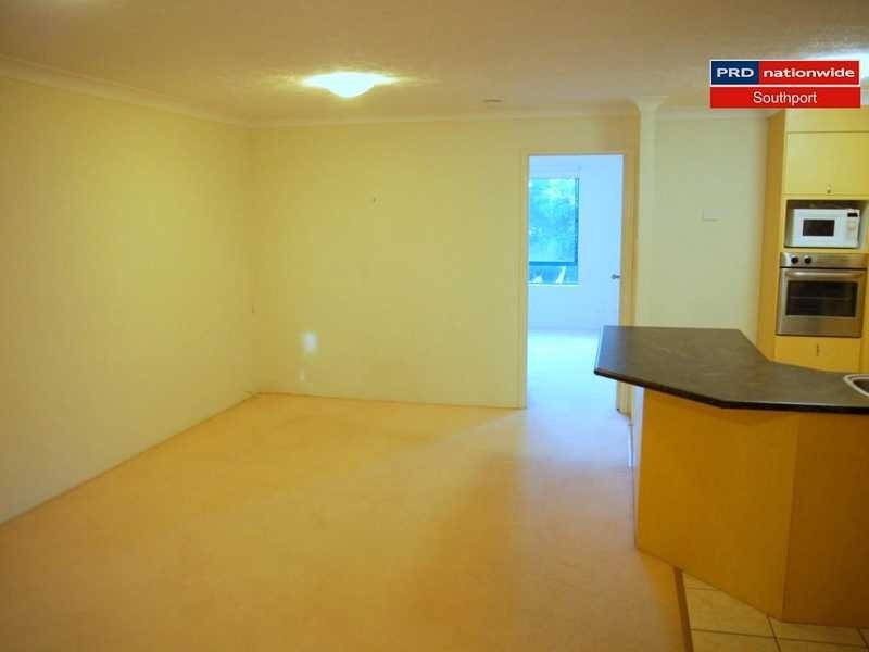 Unit 16/88 High Street, Southport QLD 4215