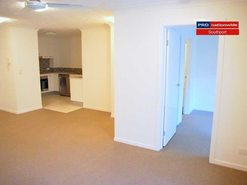 Unit 17/15-17 Lloyd Street, Southport QLD 4215