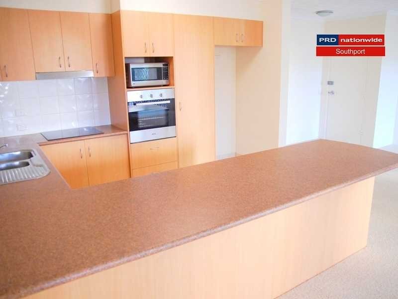 Unit 6/4-6 Proud, Labrador QLD 4215