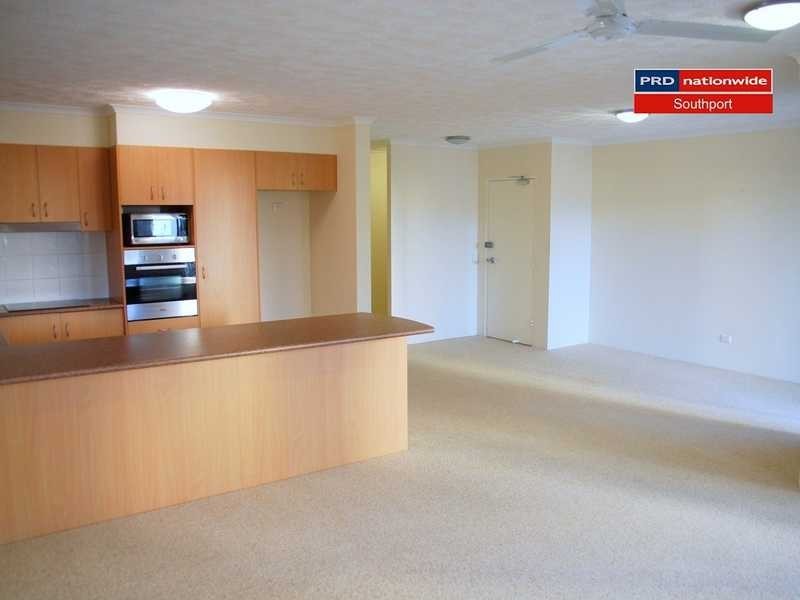 Unit 6/4-6 Proud, Labrador QLD 4215