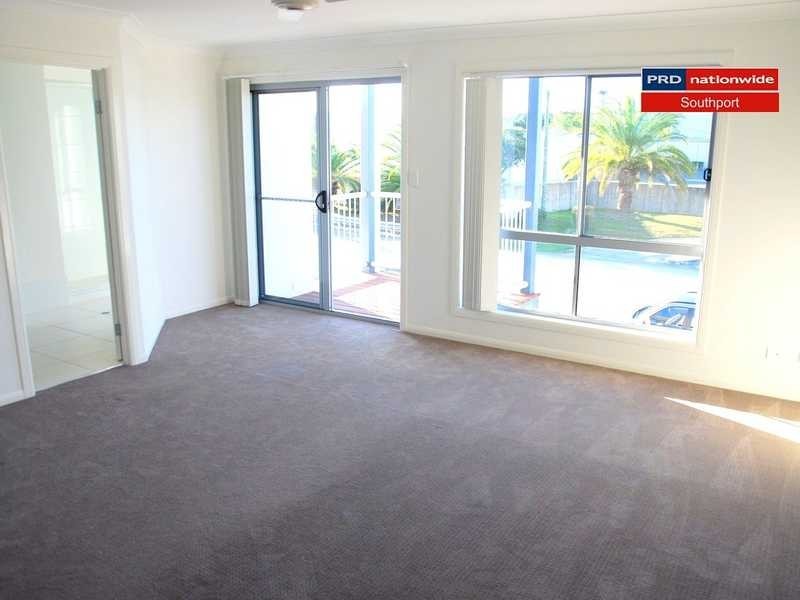 53 Sickle Avenue, Hope Island QLD 4212