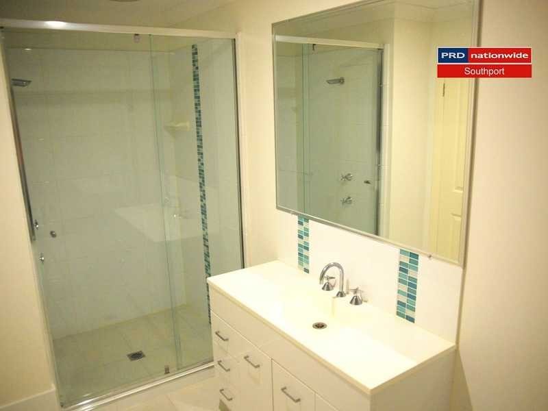 53 Sickle Avenue, Hope Island QLD 4212