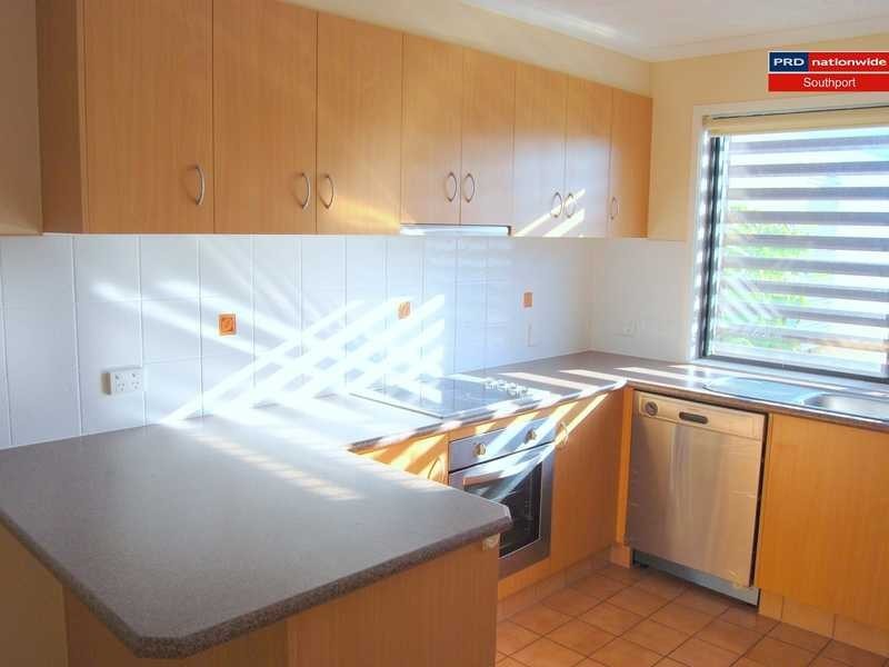 Unit 8/13-15 Johnston Street, Southport QLD 4215