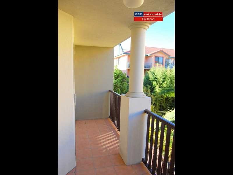 Unit 8/13-15 Johnston Street, Southport QLD 4215