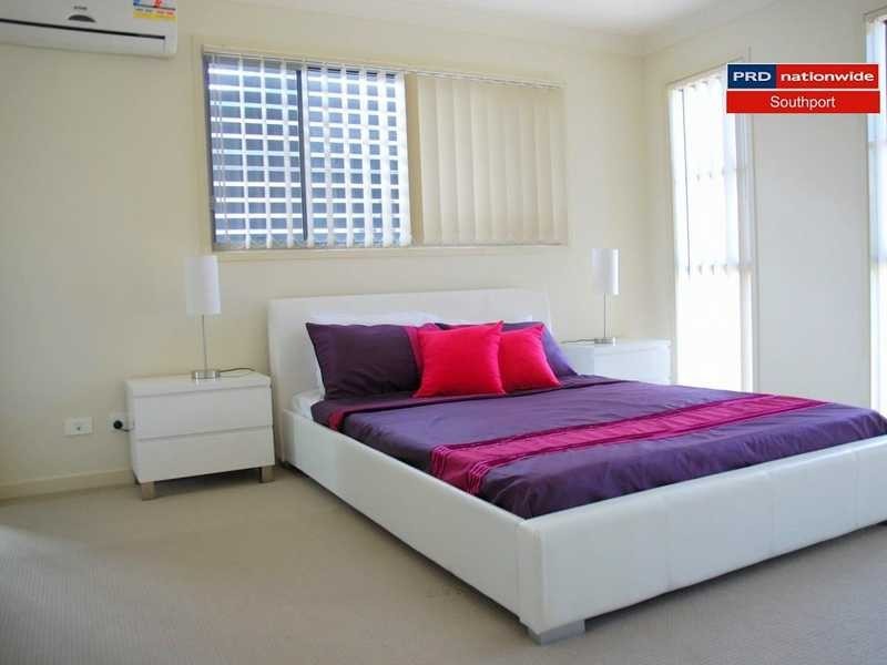 5/136 Central Street, Labrador QLD 4215