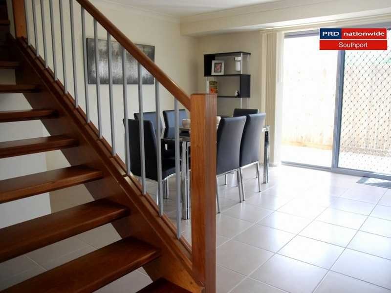 5/136 Central Street, Labrador QLD 4215