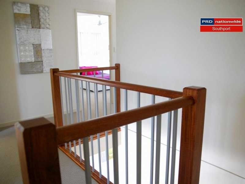 5/136 Central Street, Labrador QLD 4215