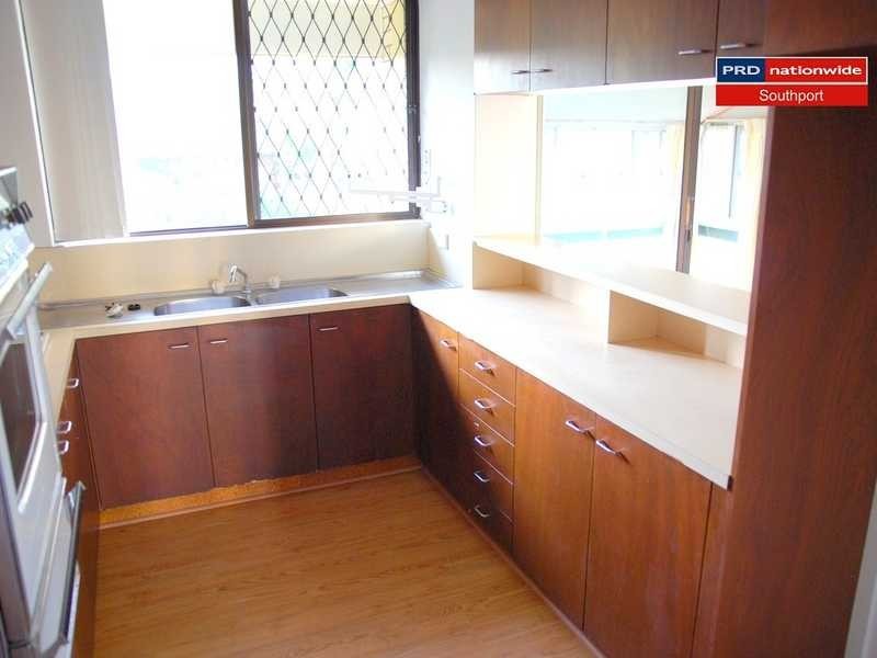 Unit 9/2 Marine Parade, Southport QLD 4215