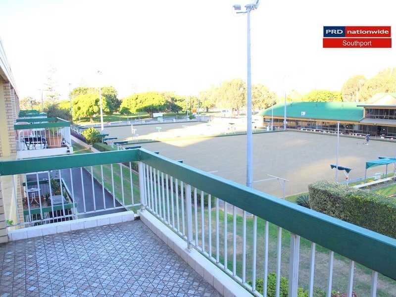 Unit 9/2 Marine Parade, Southport QLD 4215