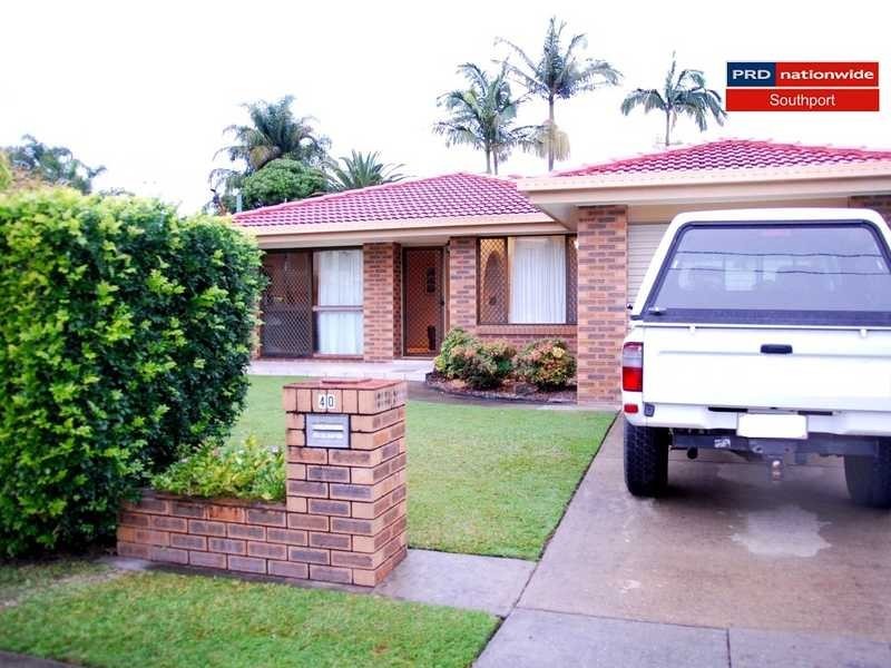 40 Broadwater Street, Runaway Bay QLD 4216