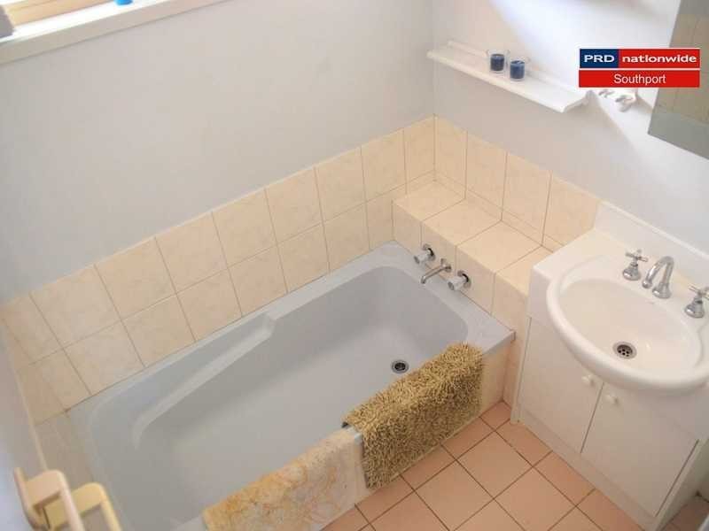 4 Sheldon Court, Worongary QLD 4213