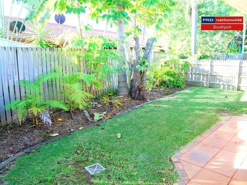 2/54 Galloway Street, Ashmore QLD 4214