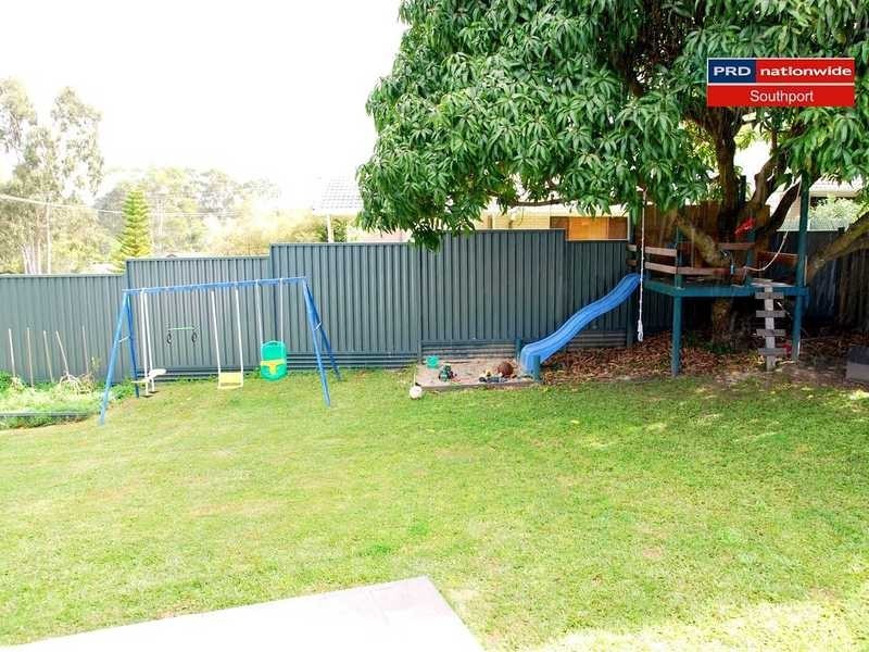 6 The Glen, Southport QLD 4215