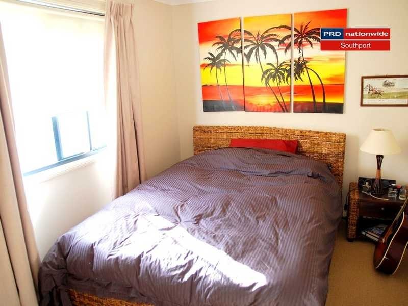 2/212 Nerang Street, Southport QLD 4215