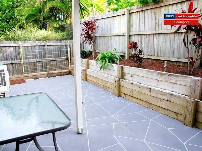 2/212 Nerang Street, Southport QLD 4215