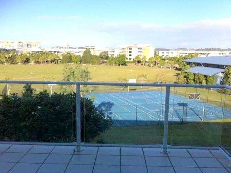 Unit 25/98 University Drive, Varsity Lakes QLD 4227