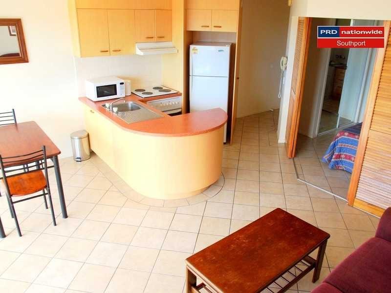 Unit 70/106 Marine Parade ‘Rays Resort’, Southport QLD 4215