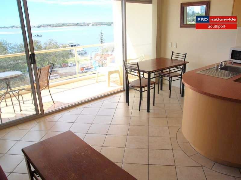 Unit 70/106 Marine Parade ‘Rays Resort’, Southport QLD 4215