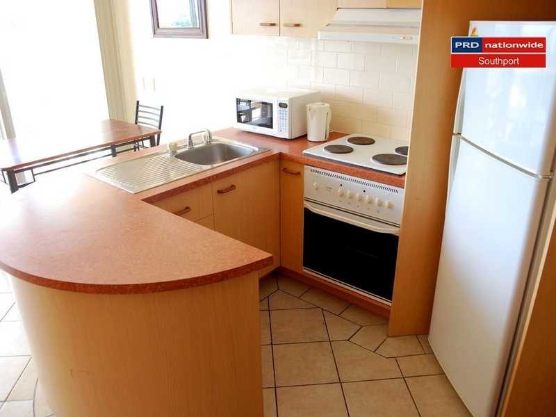 Unit 70/106 Marine Parade ‘Rays Resort’, Southport QLD 4215