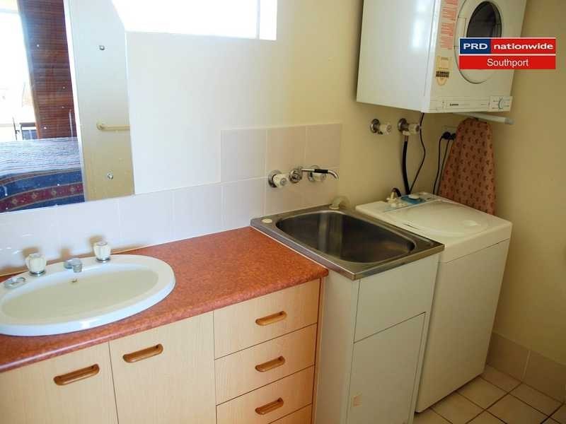 Unit 70/106 Marine Parade ‘Rays Resort’, Southport QLD 4215