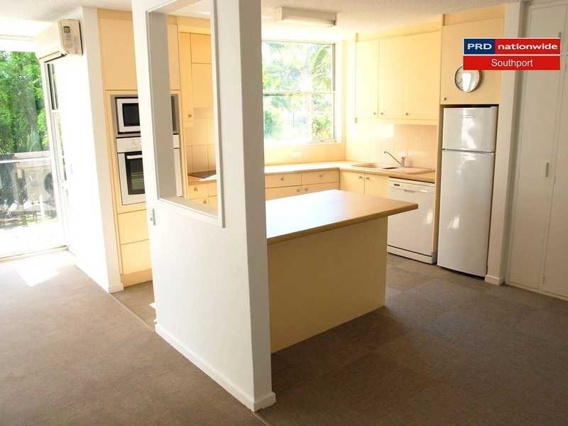 Unit 21/40 Watson Esplanade, Surfers Paradise QLD 4217