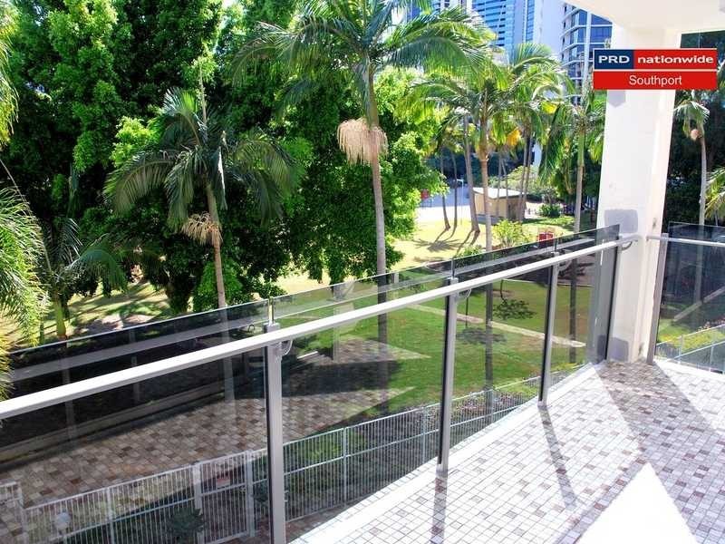 Unit 21/40 Watson Esplanade, Surfers Paradise QLD 4217