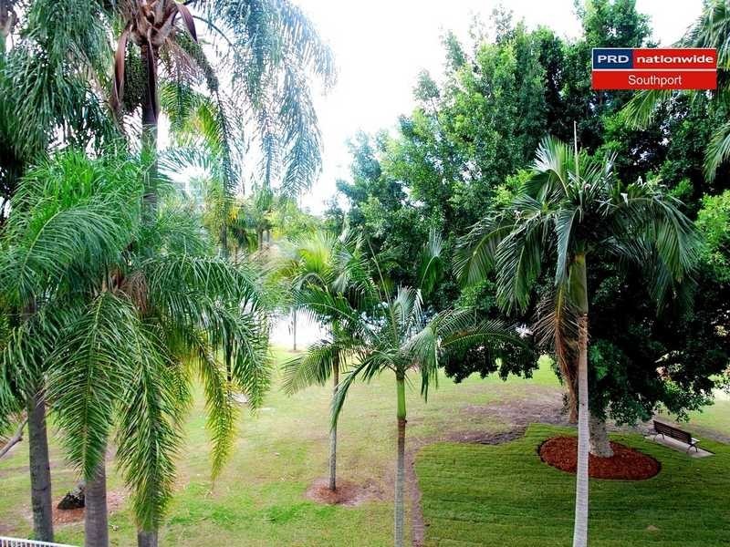 Unit 21/40 Watson Esplanade, Surfers Paradise QLD 4217