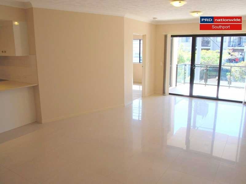 Unit 8/24-26 Parker Street, Labrador QLD 4215