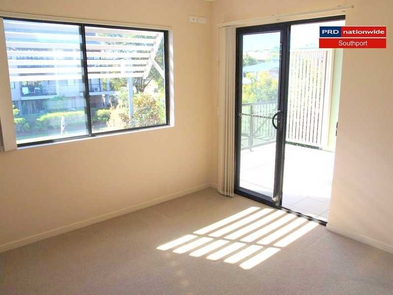 Unit 8/24-26 Parker Street, Labrador QLD 4215