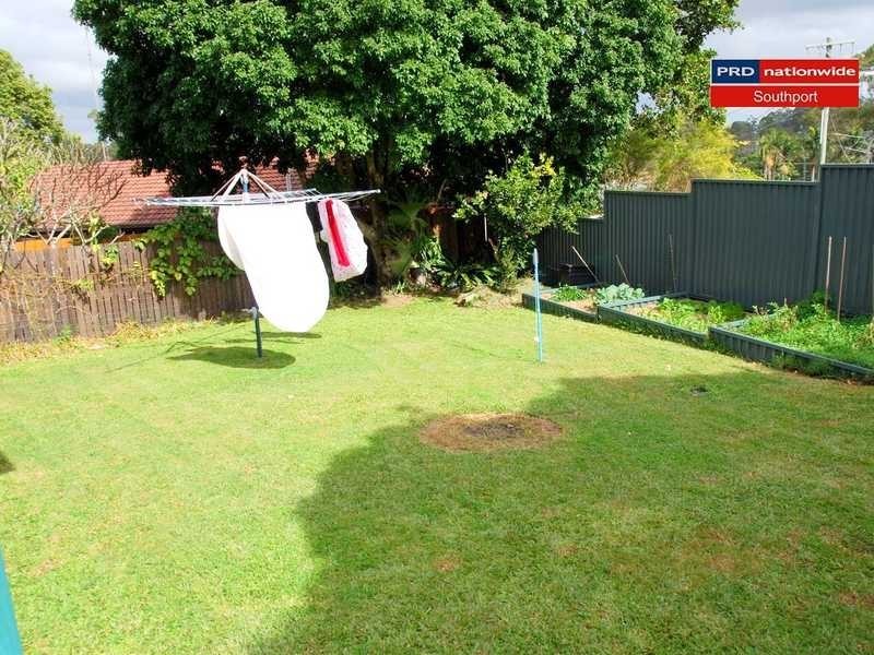 6 The Glen, Southport QLD 4215