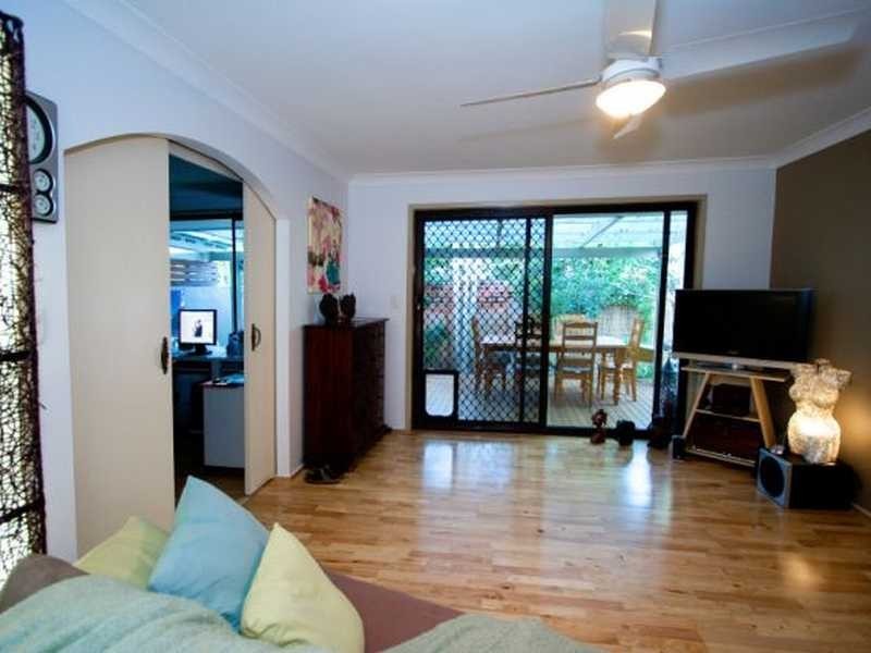 2/58 Blake Street, Southport QLD 4215