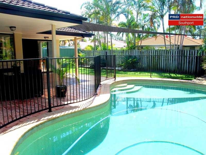 5 Shinnecock Close, Hope Island QLD 4212