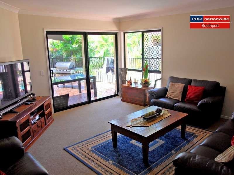 5 Shinnecock Close, Hope Island QLD 4212