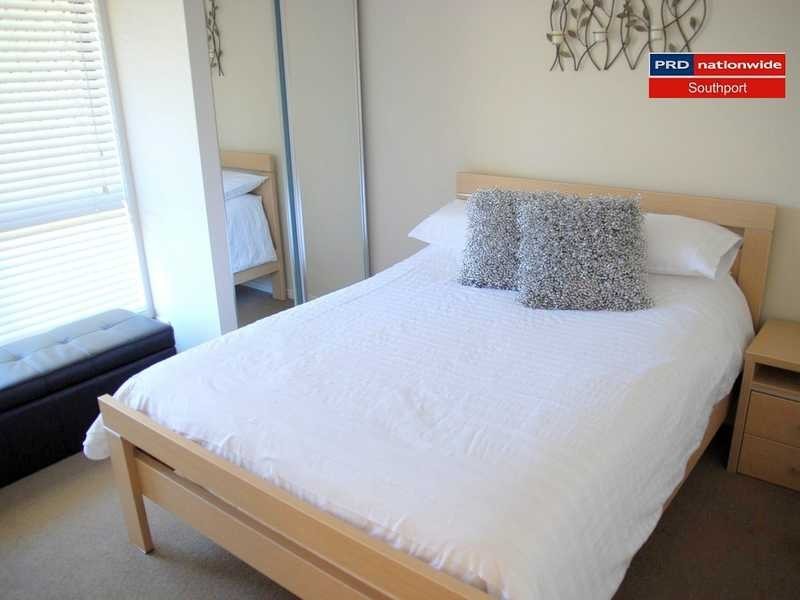 5 Shinnecock Close, Hope Island QLD 4212