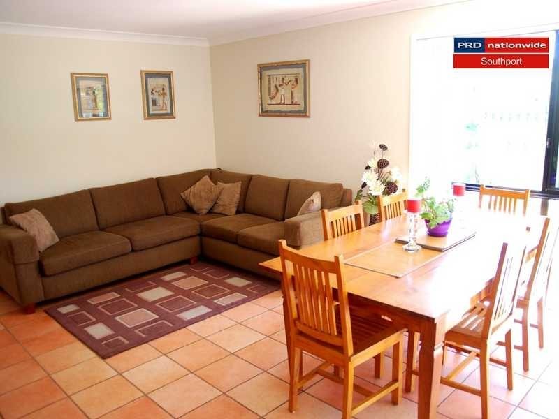 5 Shinnecock Close, Hope Island QLD 4212