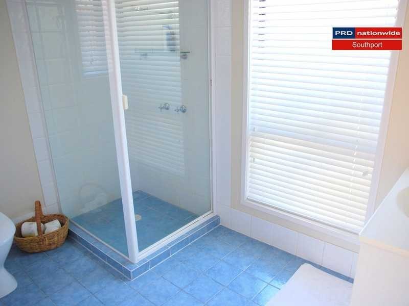 5 Shinnecock Close, Hope Island QLD 4212