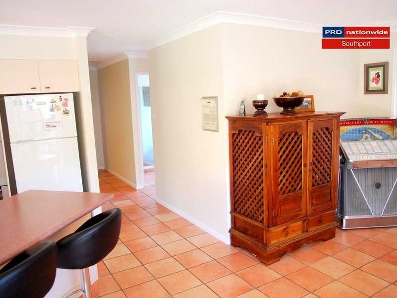 5 Shinnecock Close, Hope Island QLD 4212