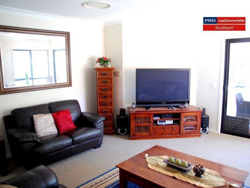 5 Shinnecock Close, Hope Island QLD 4212