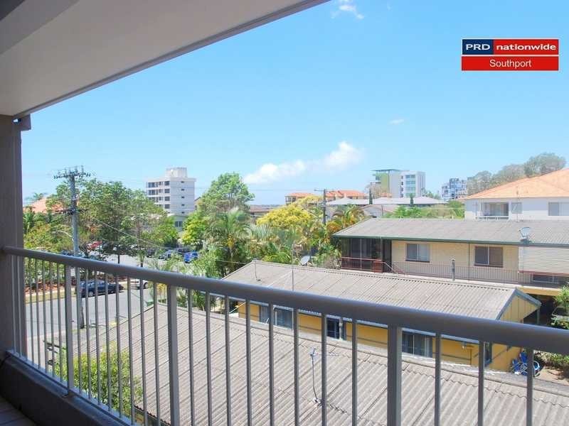 Unit 11/72 Brighton Street, Biggera Waters QLD 4216