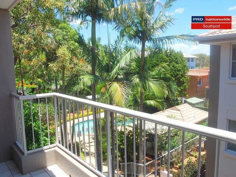 Unit 11/72 Brighton Street, Biggera Waters QLD 4216