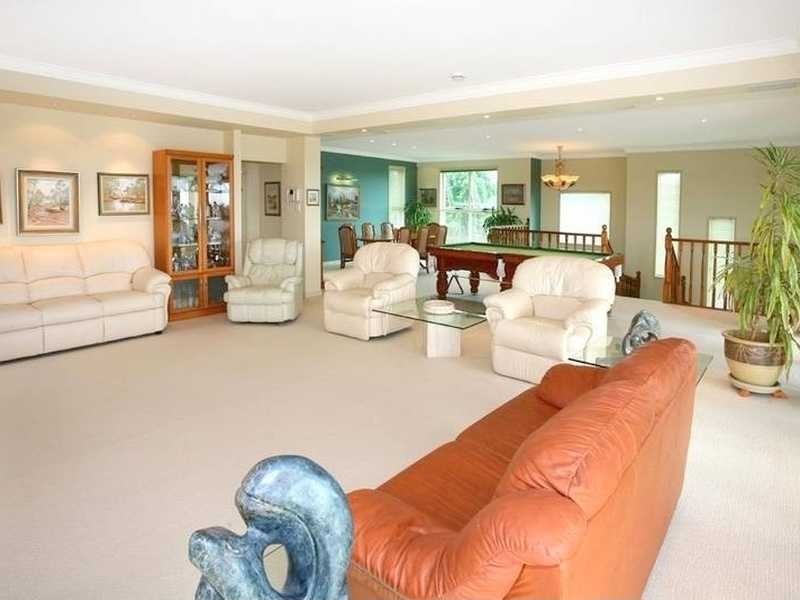 16 Tara Vista Boulevard, Highland Park QLD 4211
