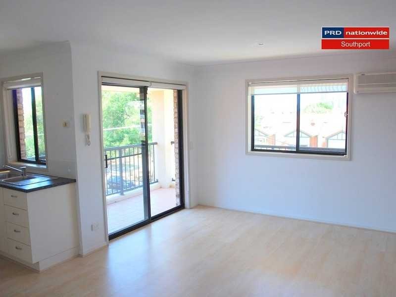 Unit 12/56-58 Bauer Street, Southport QLD 4215