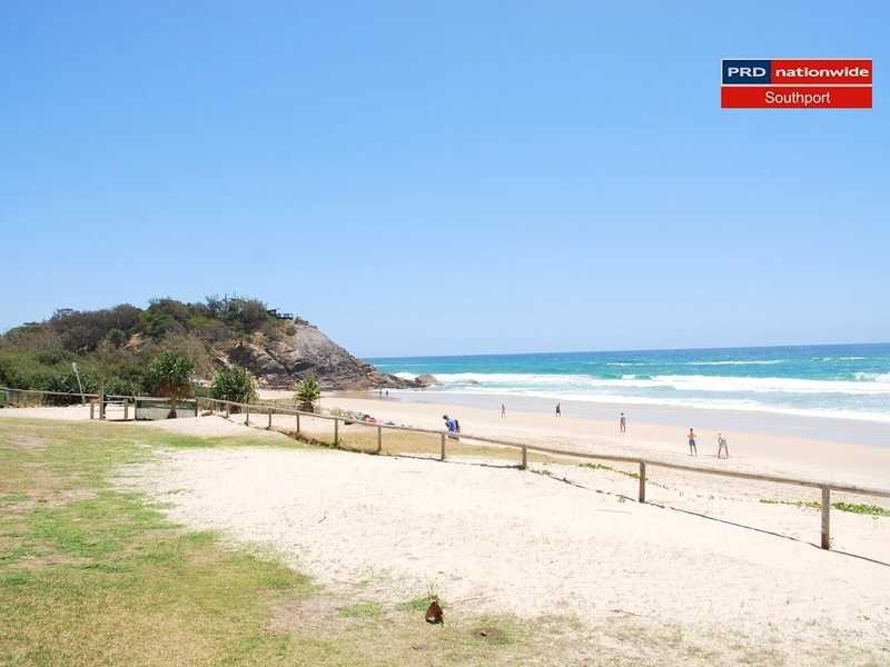 Unit 218/2007 Gold Coast Highway, Burleigh Heads QLD 4220
