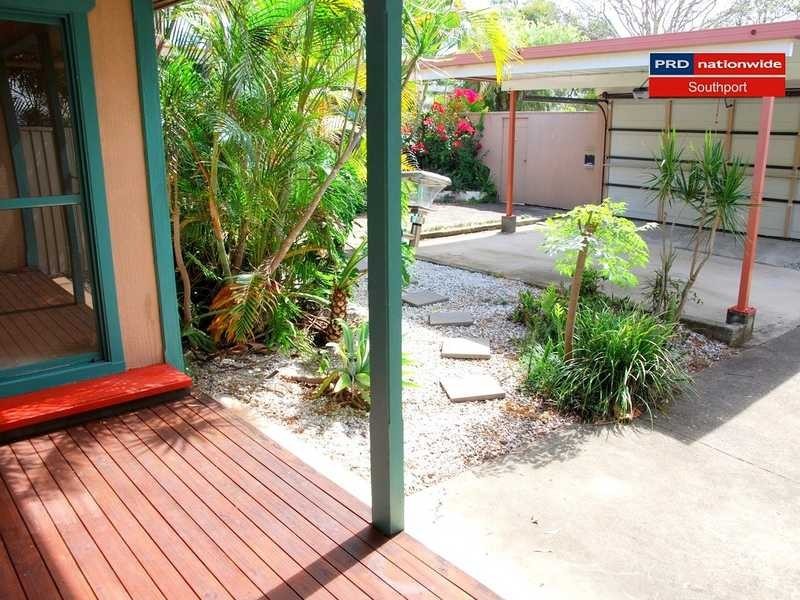 14 Joan Street, Southport QLD 4215