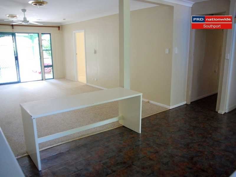 14 Joan Street, Southport QLD 4215