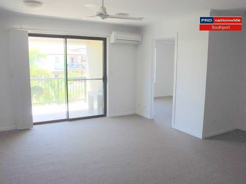 Unit 12/15-17 Lloyd Street, Southport QLD 4215