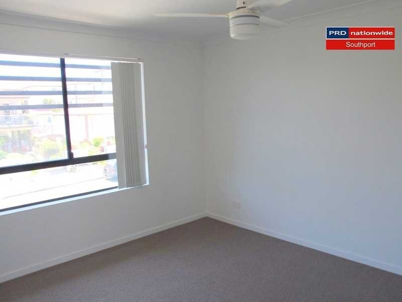 Unit 12/15-17 Lloyd Street, Southport QLD 4215