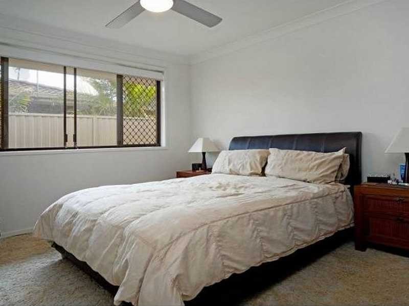 18 Wendoree Way, Coombabah QLD 4216