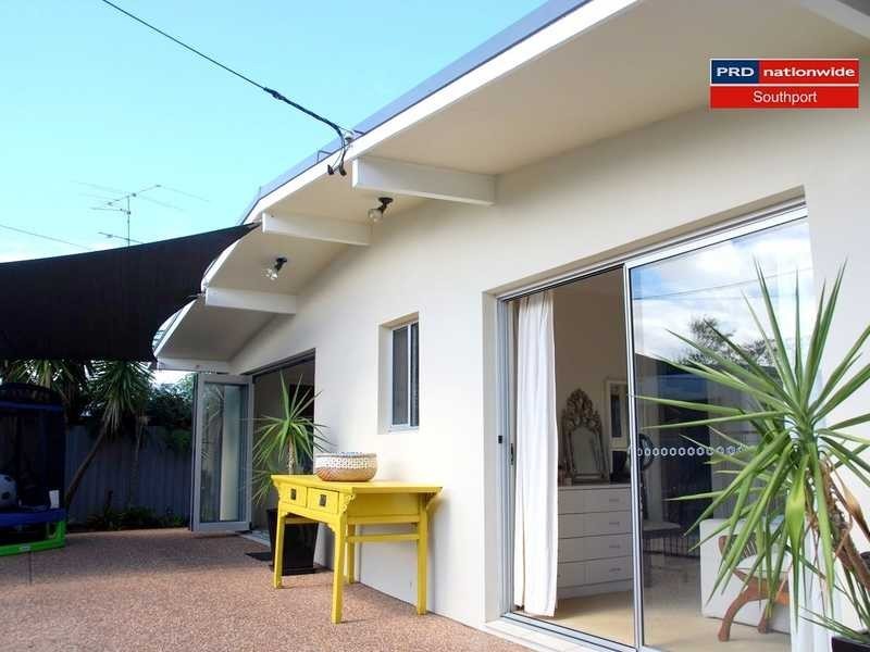 14 Berrigan Street, Southport QLD 4215