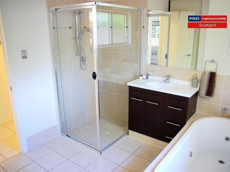 14 Berrigan Street, Southport QLD 4215